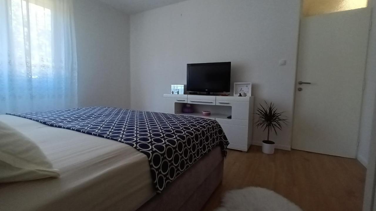 Leona Apartment-Perfect For Four Сплит Экстерьер фото